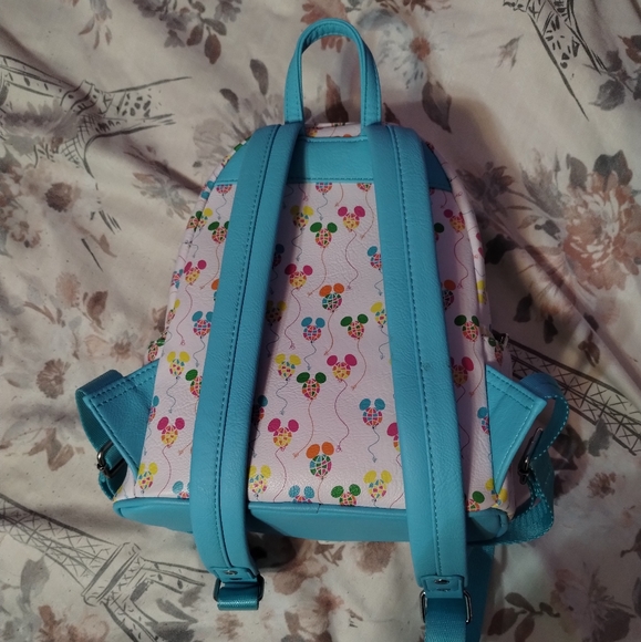 Retro Mickey Balloon Loungefly mini backpack - Picture 3 of 3